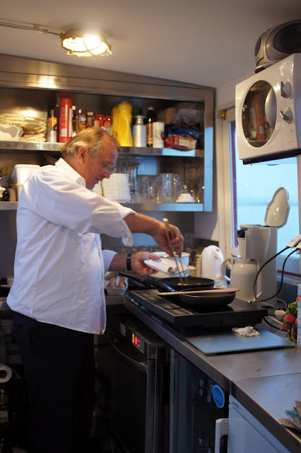 Bild "Chronik:2012-07-07_017_Alte_Faehre_-_Sonnenaufgangsfahrt.jpg"