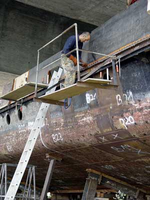 Bild "Chronik:Haengegeruestbearb.jpg"